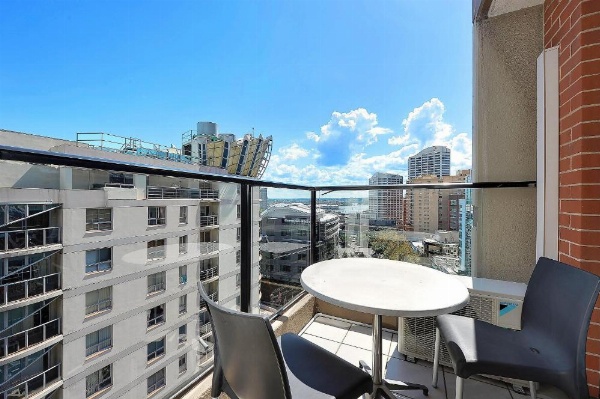APX Darling Harbour image 12